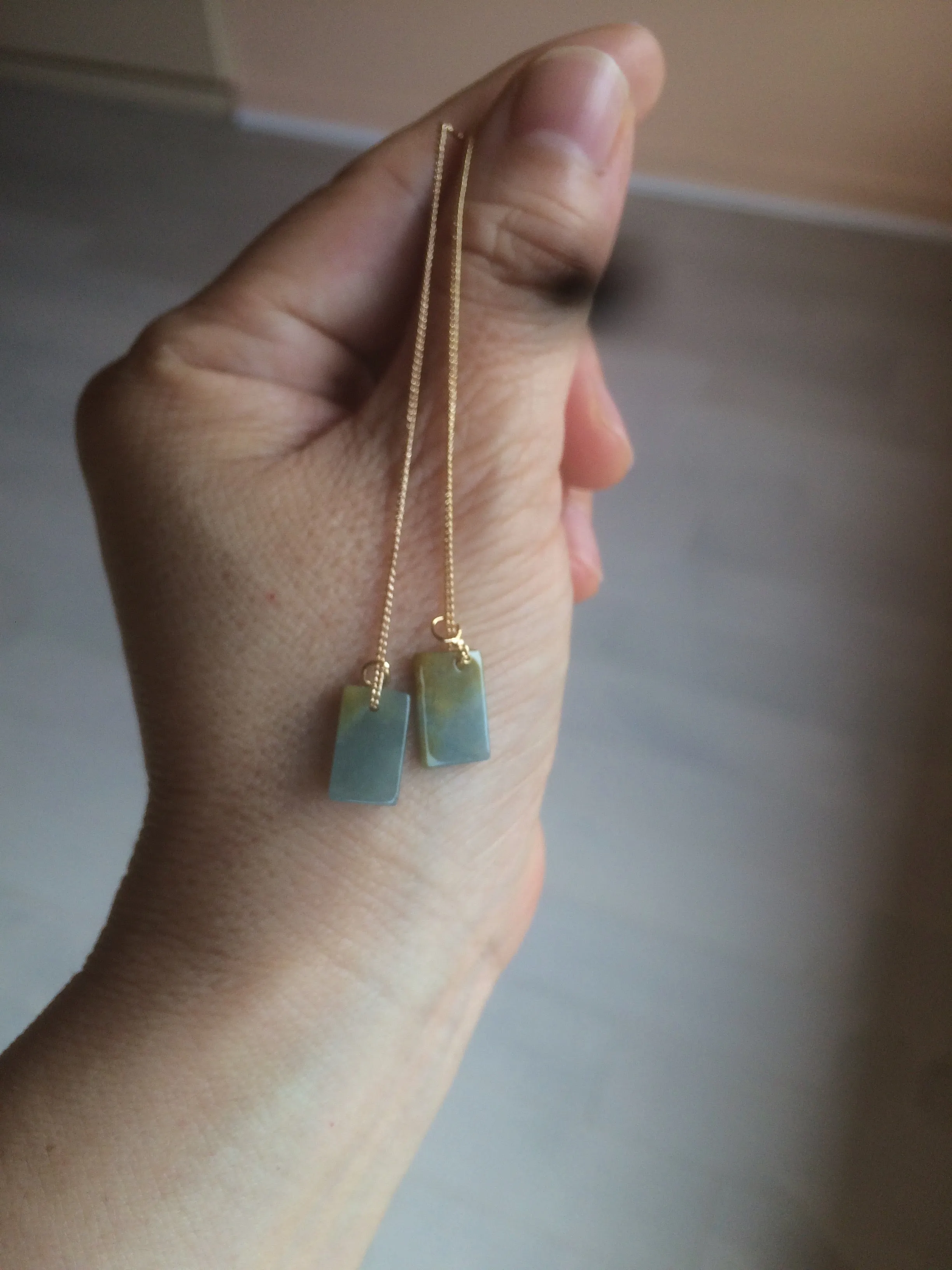 100% Natural icy watery deep sea blue/green/gray safe and sound dangling Guatemala jadeite Jade earring Q125