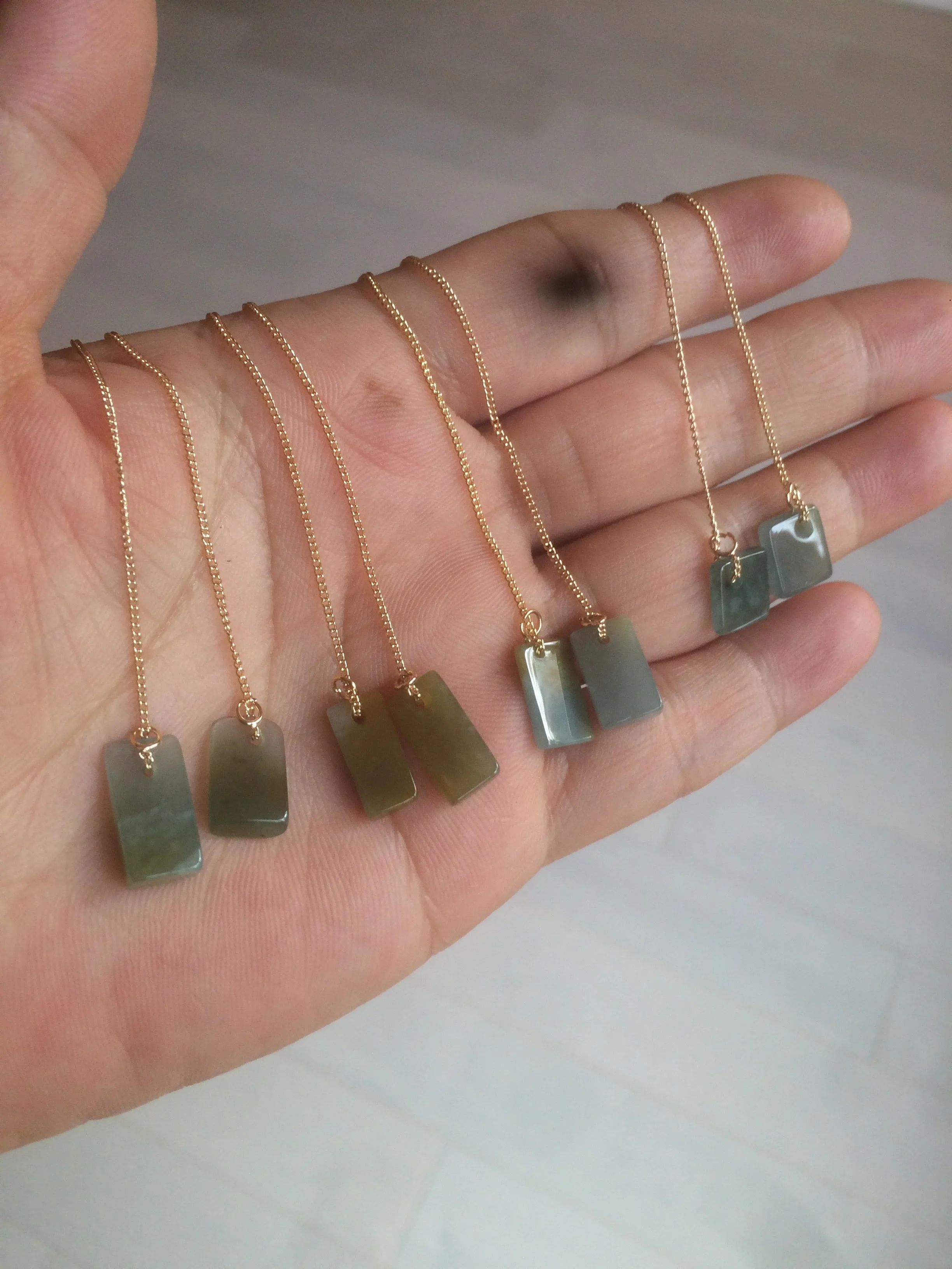 100% Natural icy watery deep sea blue/green/gray safe and sound dangling Guatemala jadeite Jade earring Q125