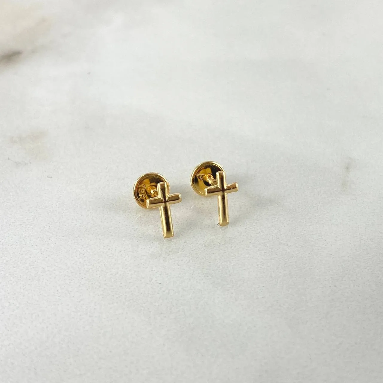 18K Yellow Gold Thin Cross Stud Earrings 0.5gr