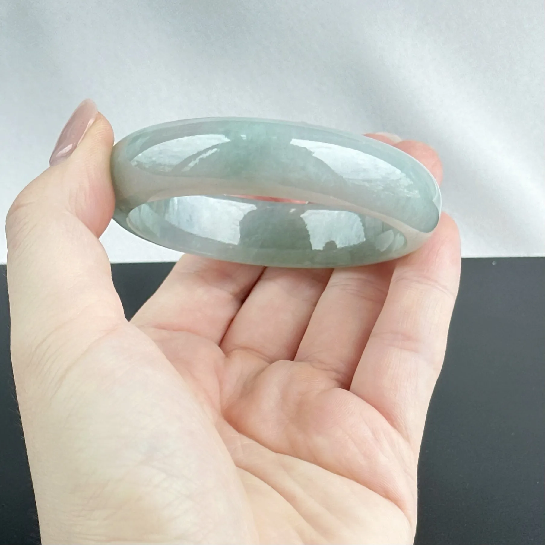 62639 59.5mm Spring Morning Glow Jadeite Bangle
