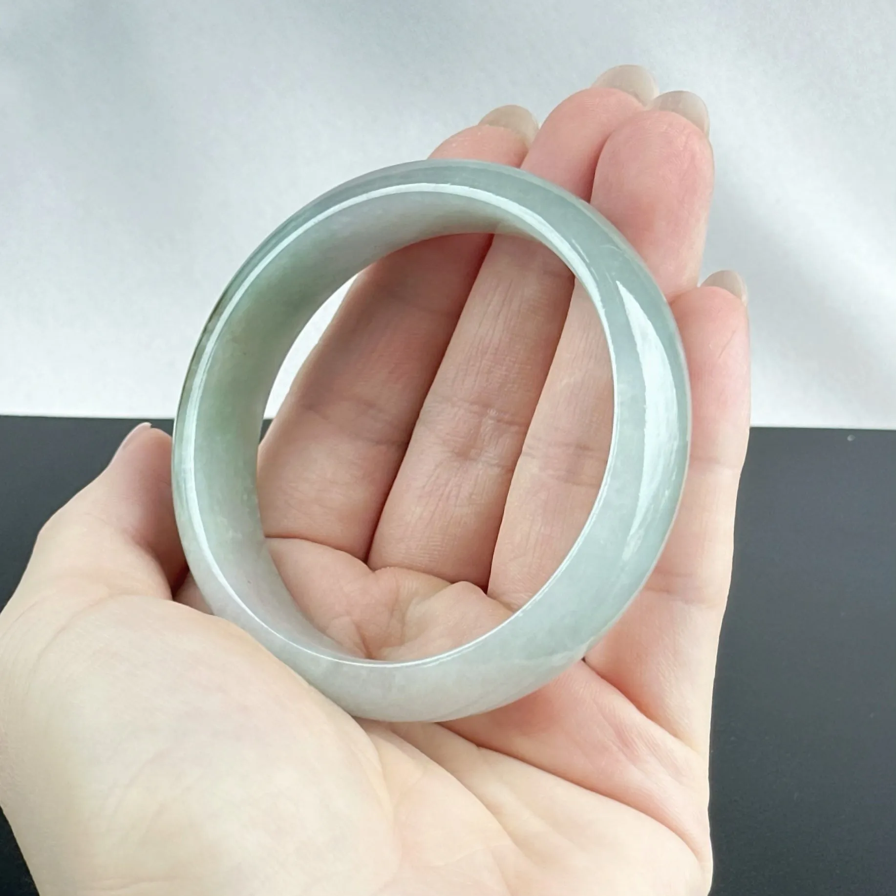 62639 59.5mm Spring Morning Glow Jadeite Bangle