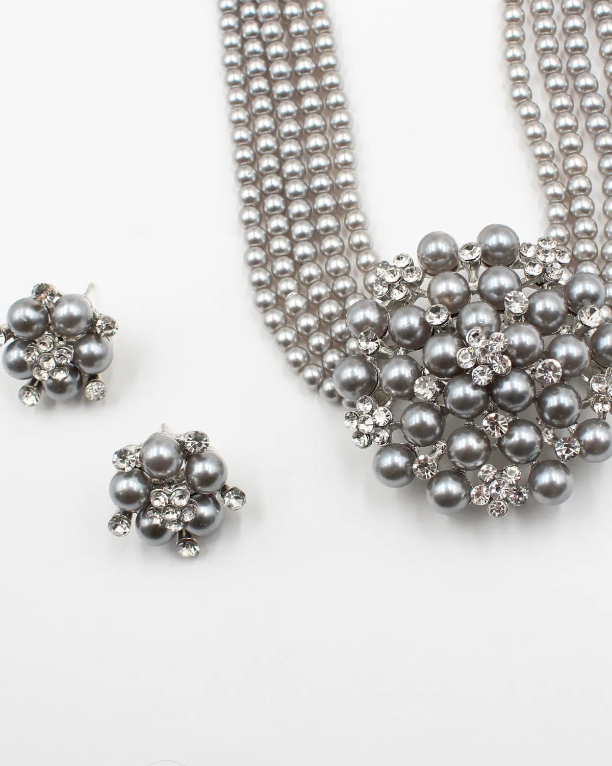 Audrey Hepburn Style Faux Pearl Silver Chocker Set