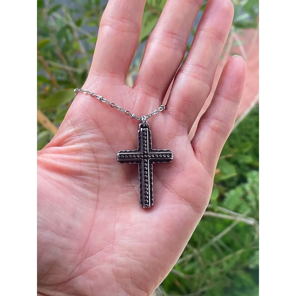 BEADED HAMMERED CROSS NECKLACE