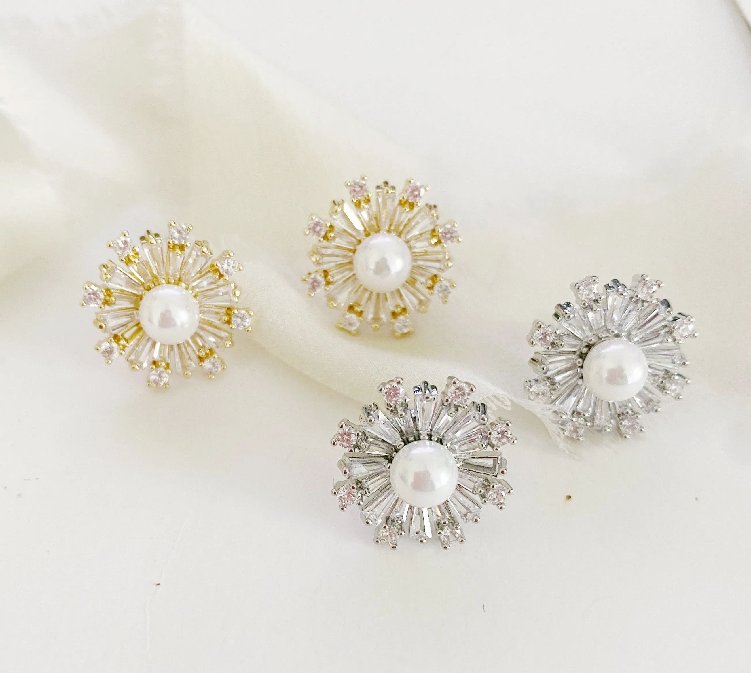 Corinne Pearl Stud Earrings