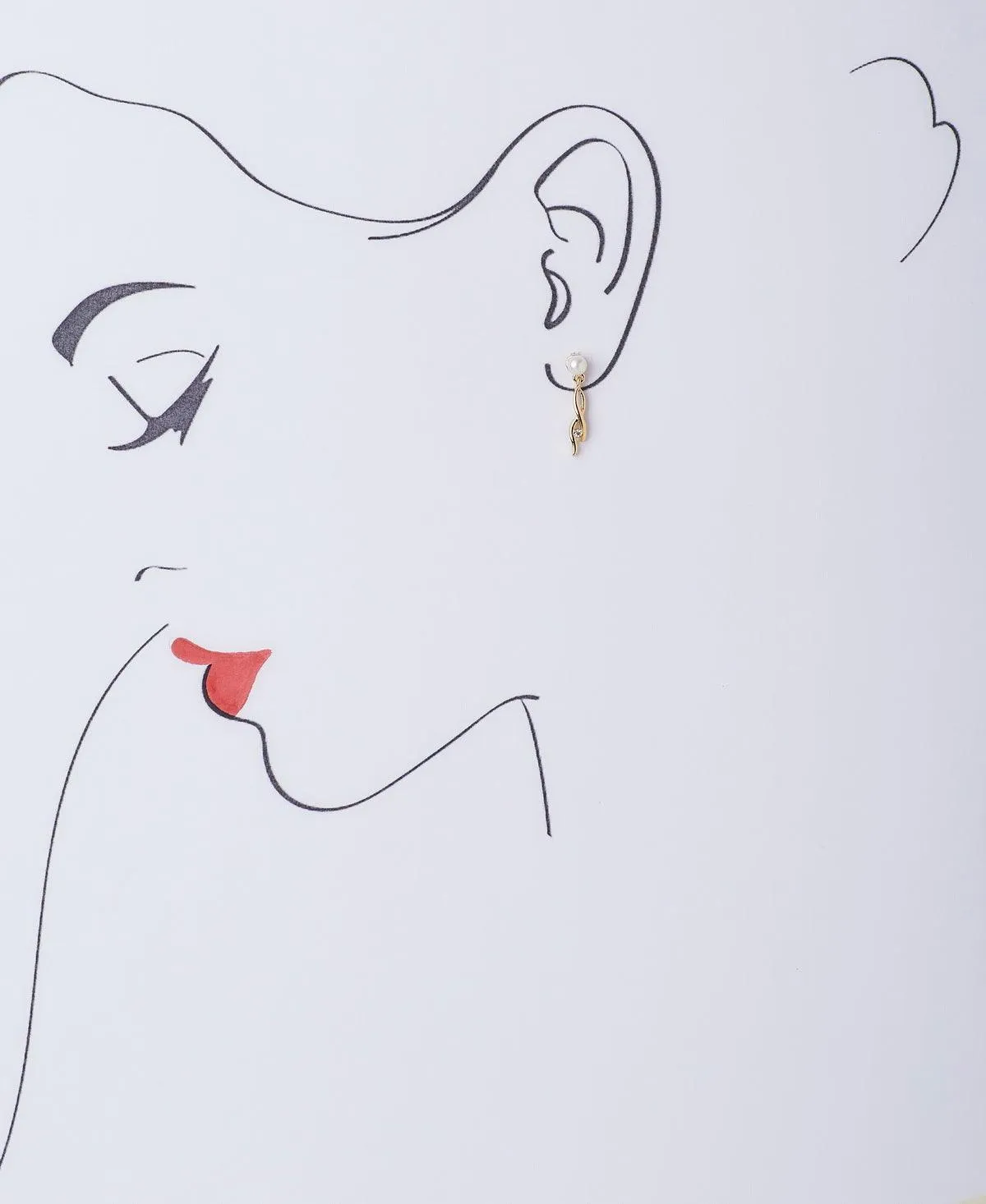 Elegant Pearl Studded Earring