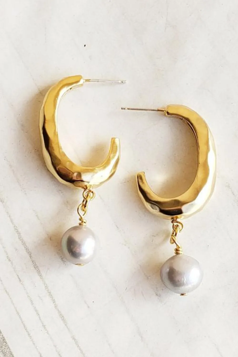 ELLIPSE PEARL EARRINGS | GOLD HOOP