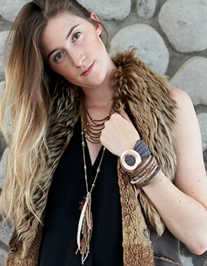 Feather Pendant Necklace