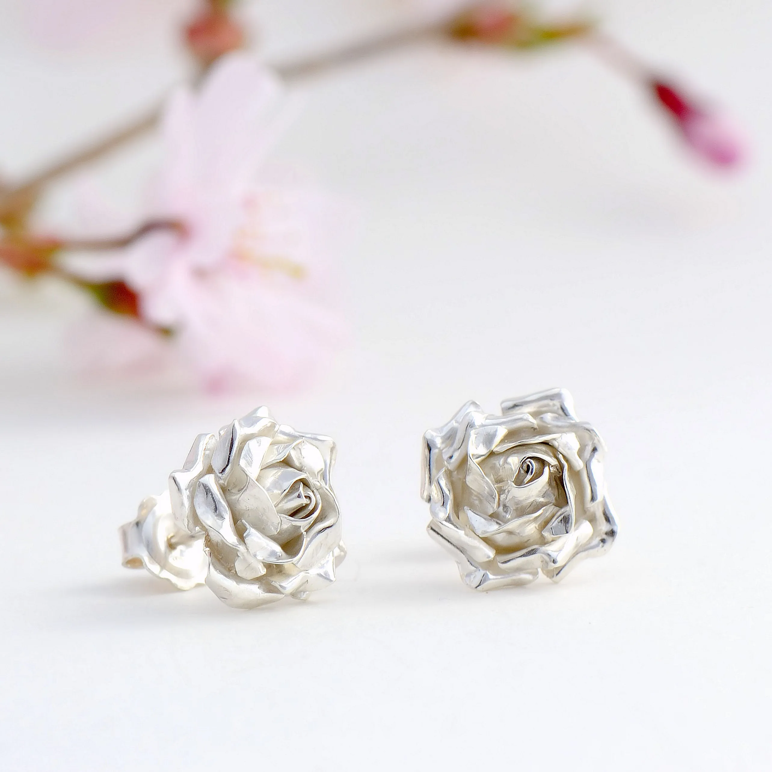 Medium rose stud earrings - a 1.5 cm flower rose earrings