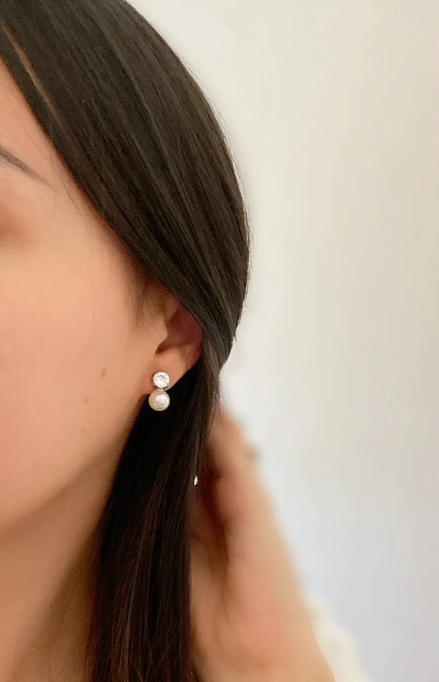Myrna Pearl Stud Earrings