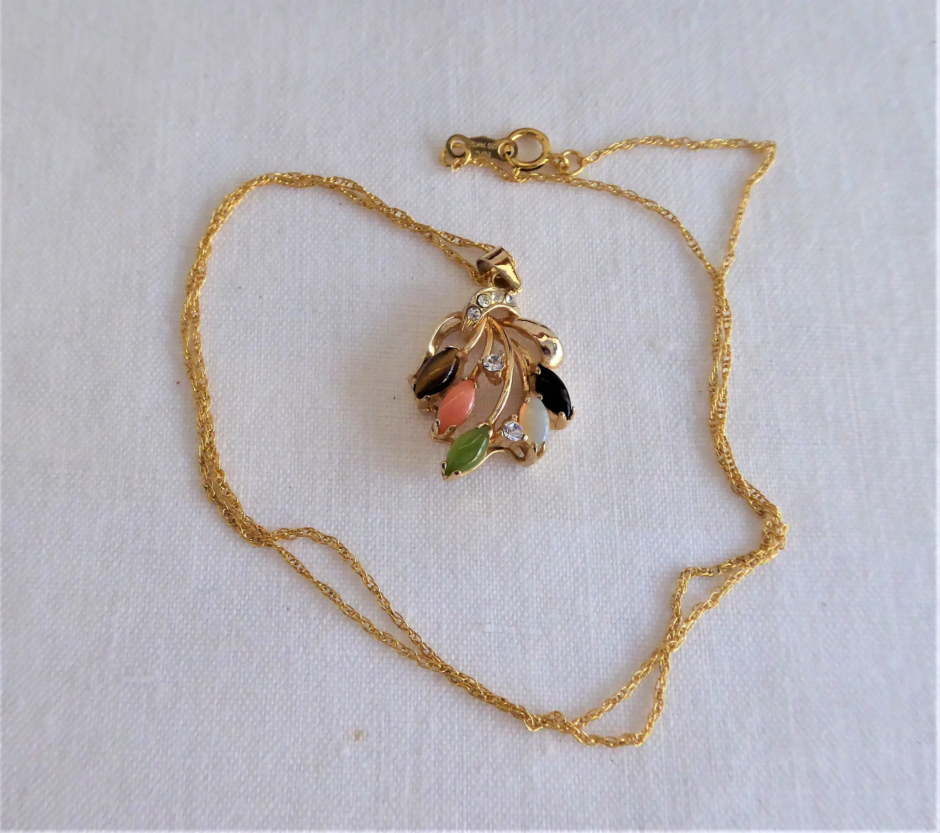 Necklace Semi Precious Leaves Pendant GF Chain Rhinestones Leaves Elegant Rose Quartz Tiger Eye