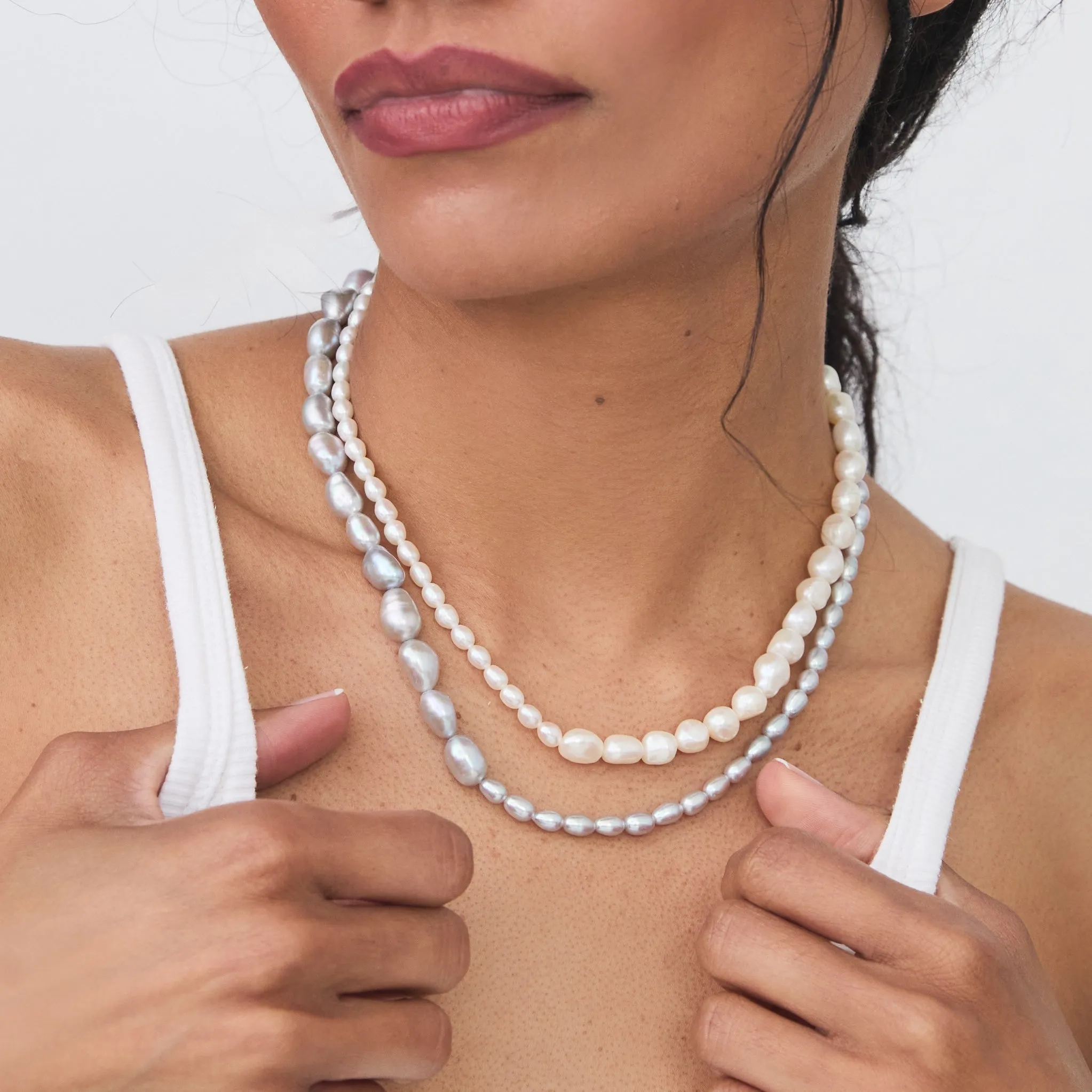 QUINN PEARL NECKLACE WHITE