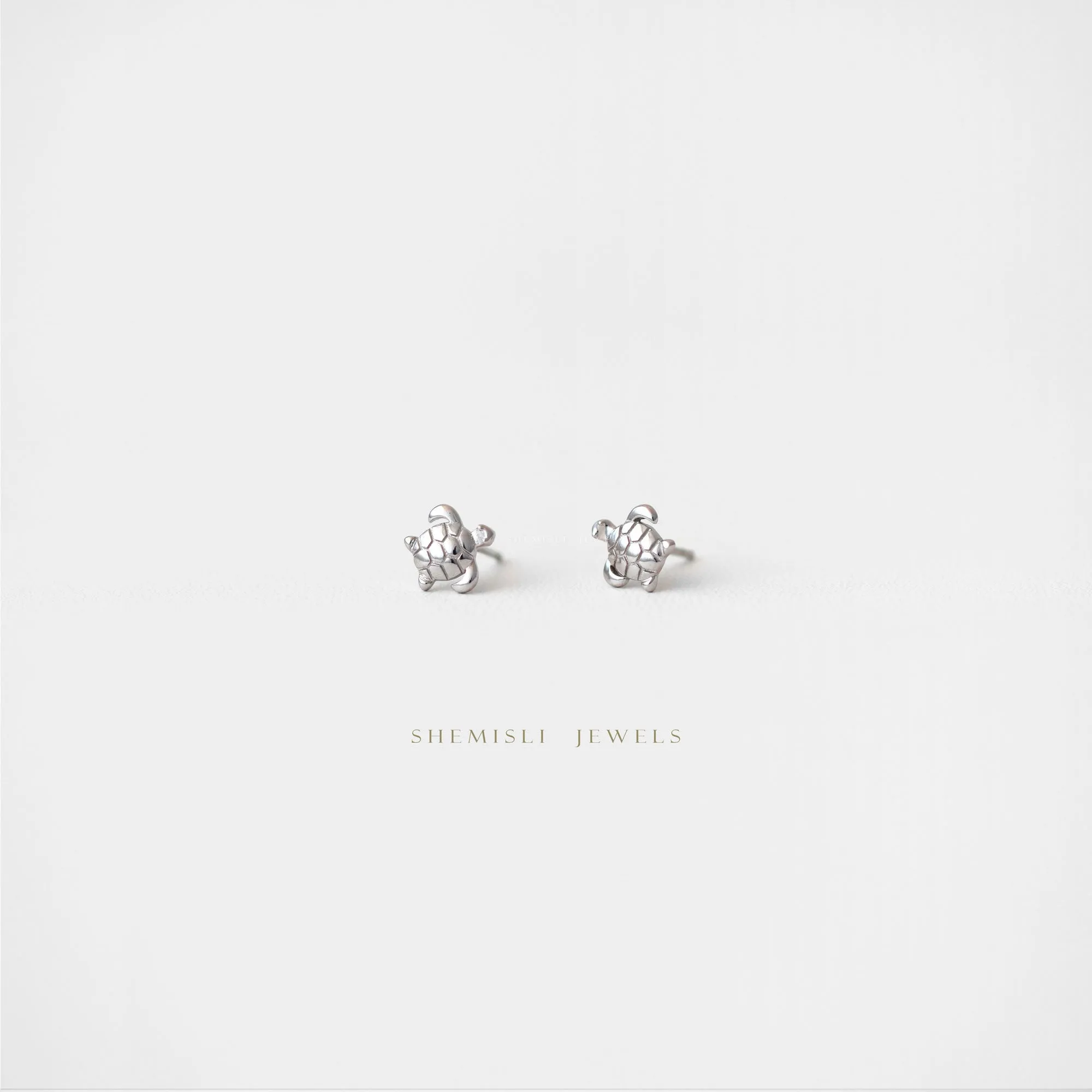 Tiny Sea Turtle Stud Earrings, Unisex, Gold, Silver SHEMISLI - SS159